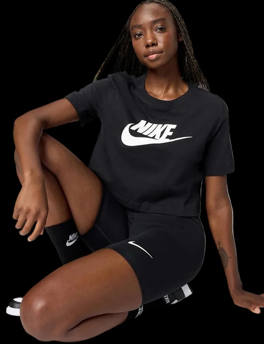 Women's Nike Cropped DA6925 Short Sleeve T-Shirt