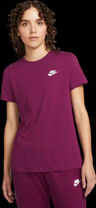 Women's Nike NSW CLUB T-Shirt