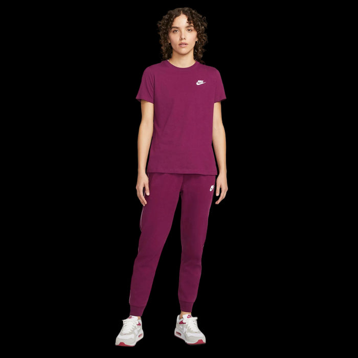 Women's Nike NSW CLUB T-Shirt